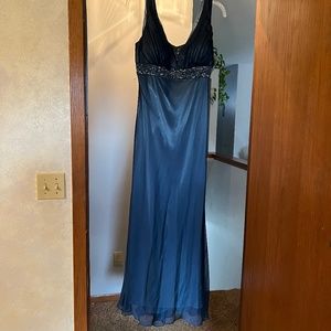 Patra  Sleeveless Chiffon and sequin maxi dress v neck and back